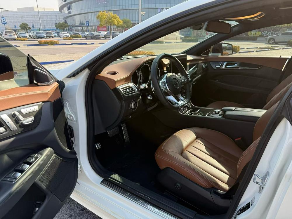 Mercedes-Benz Mercedes-Benz CLS