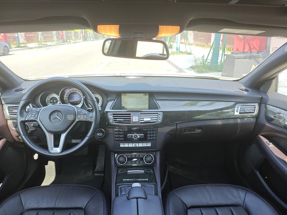 Mercedes-Benz Mercedes-Benz CLS