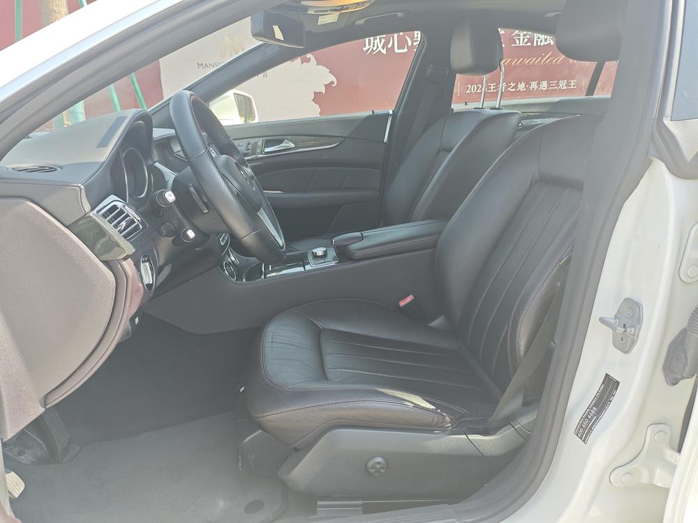 Mercedes-Benz Mercedes-Benz CLS