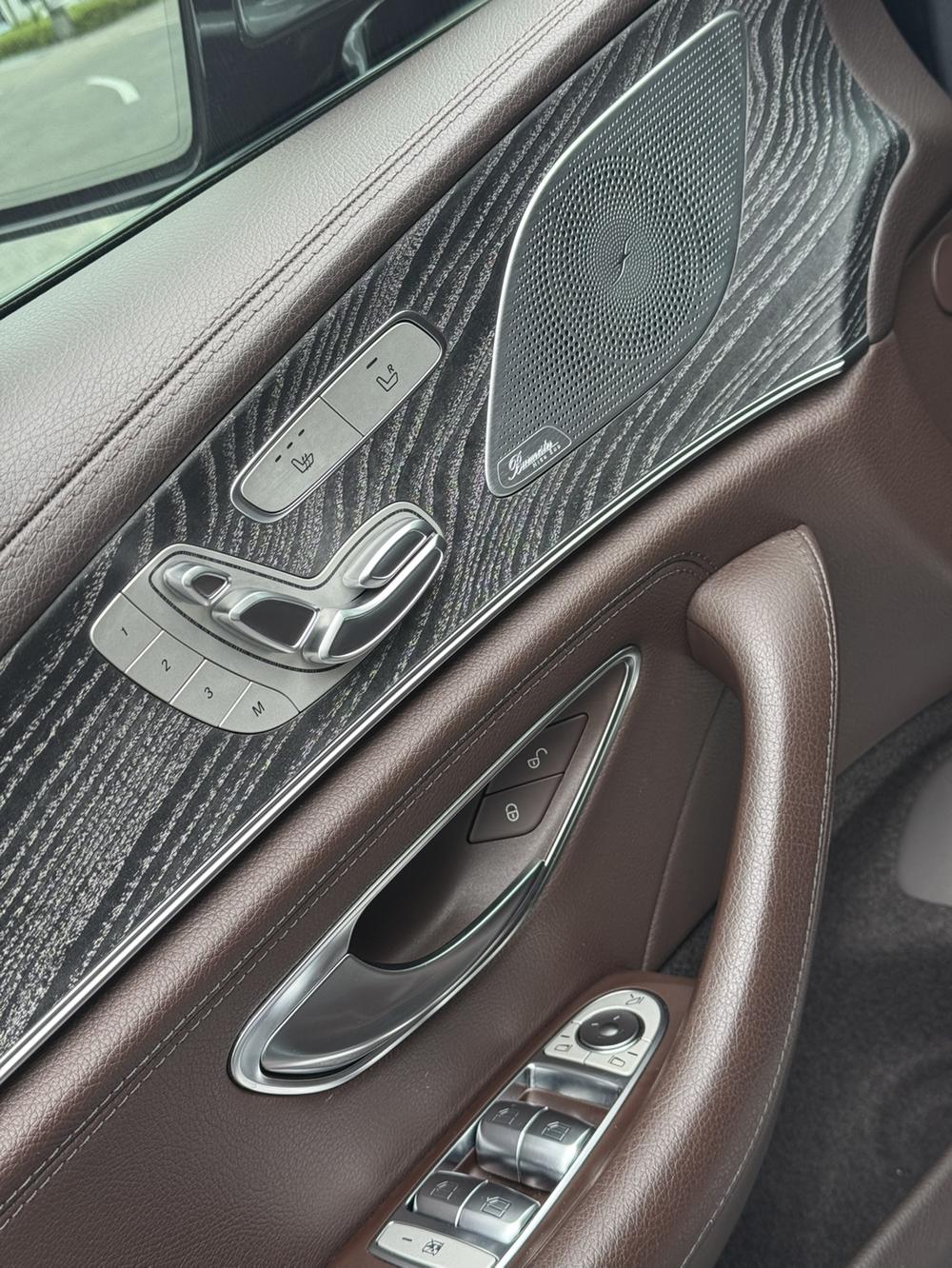 Mercedes-Benz Mercedes-Benz CLS