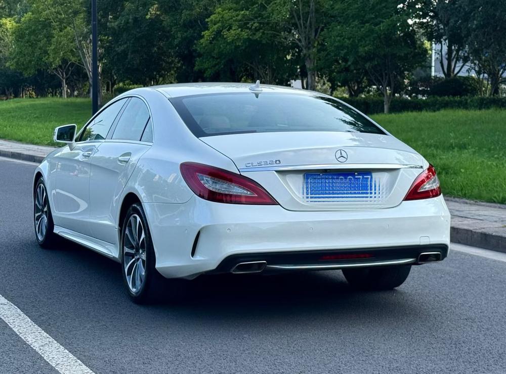Mercedes-Benz Mercedes-Benz CLS