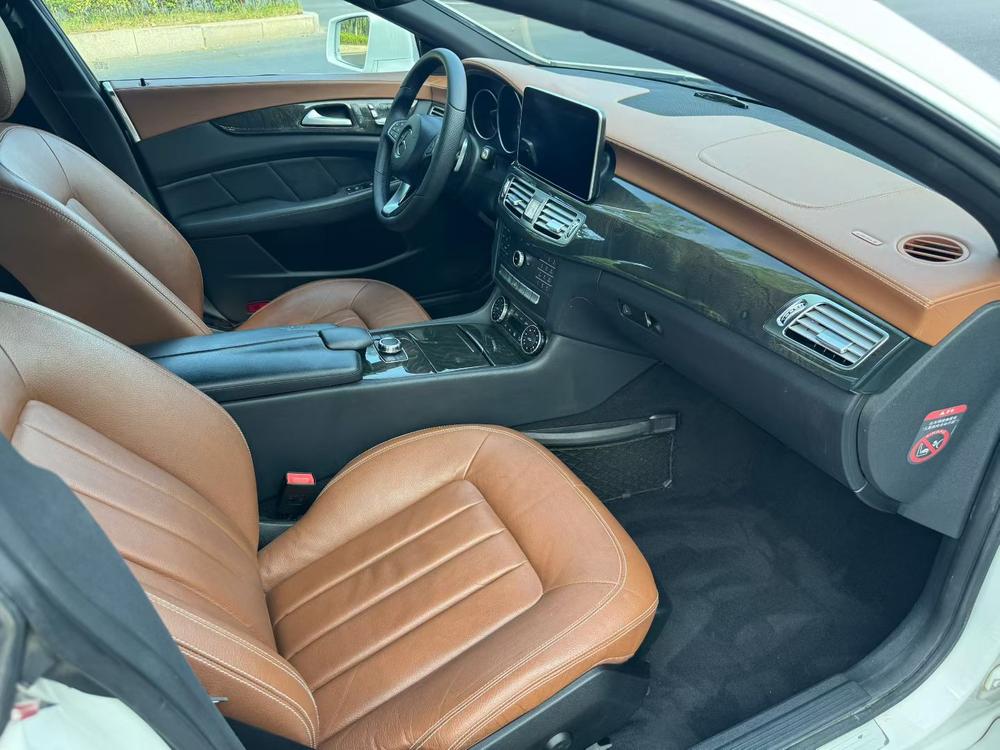 Mercedes-Benz Mercedes-Benz CLS