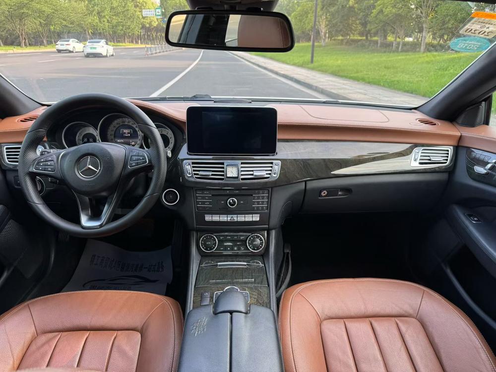Mercedes-Benz Mercedes-Benz CLS