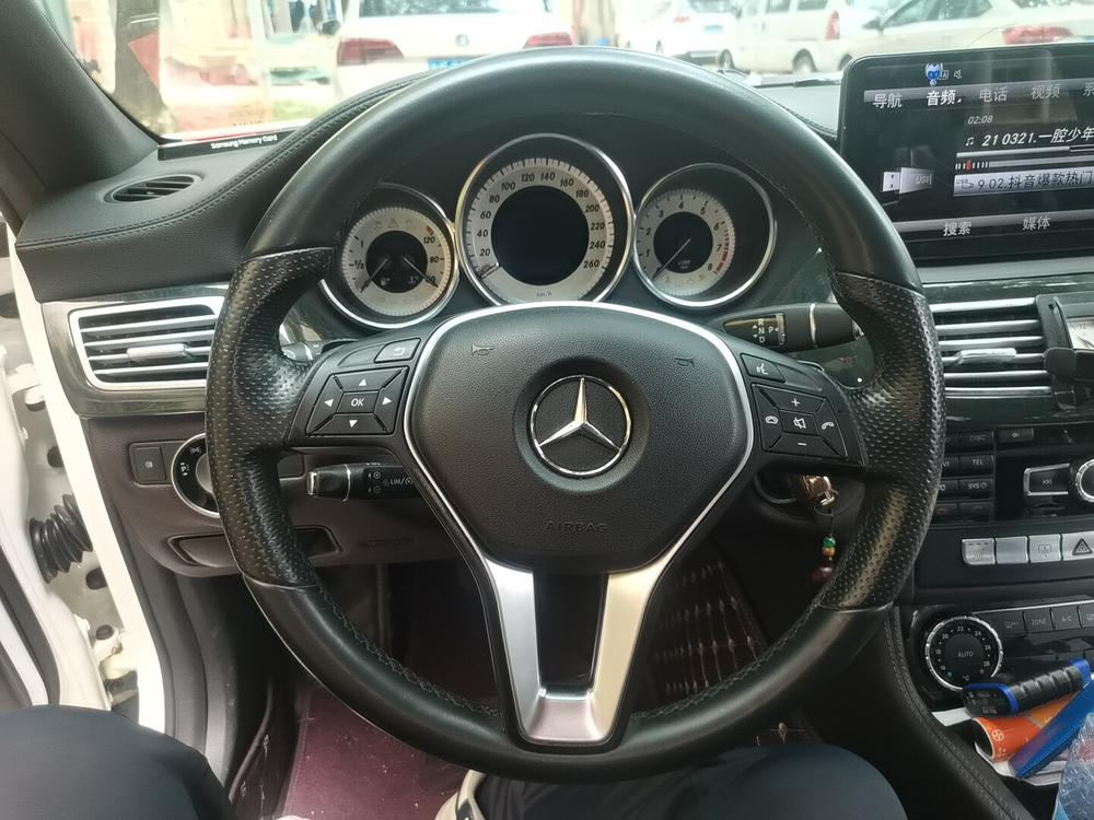Mercedes-Benz Mercedes-Benz CLS