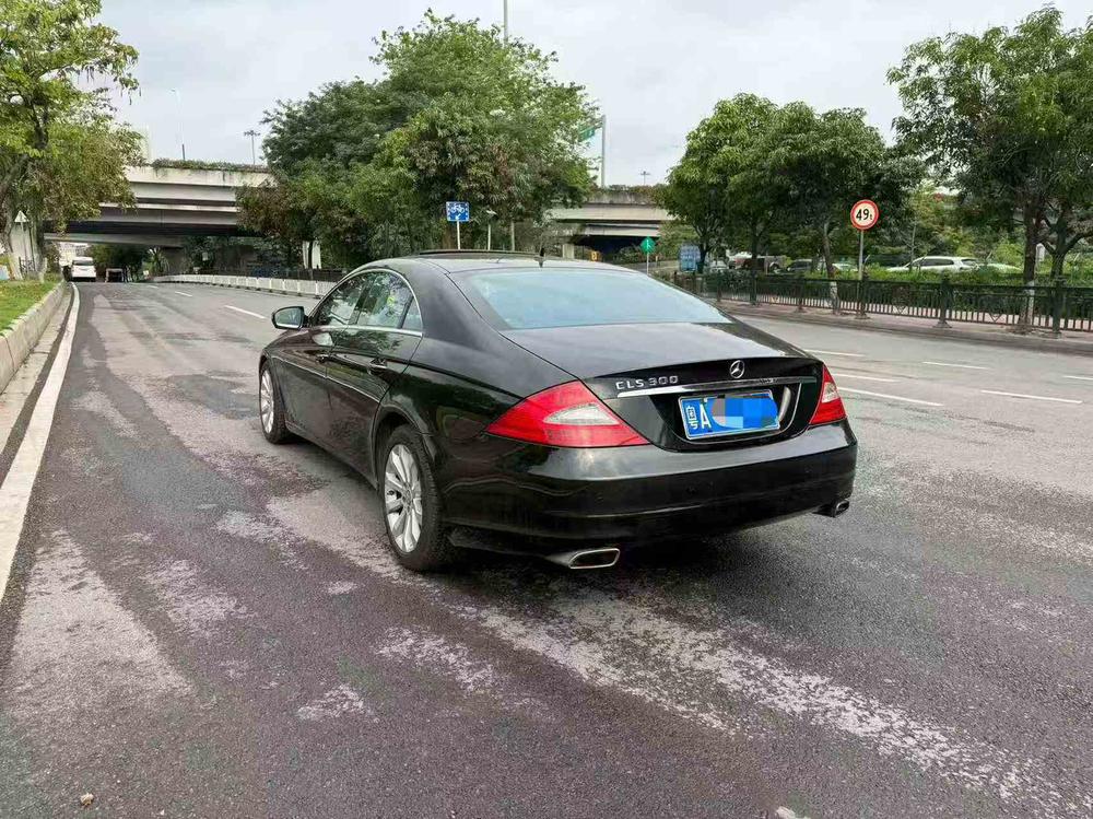Mercedes-Benz Mercedes-Benz CLS
