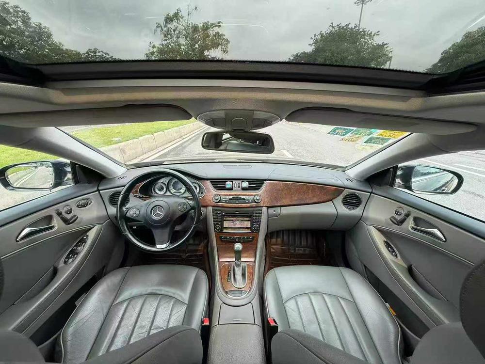 Mercedes-Benz Mercedes-Benz CLS