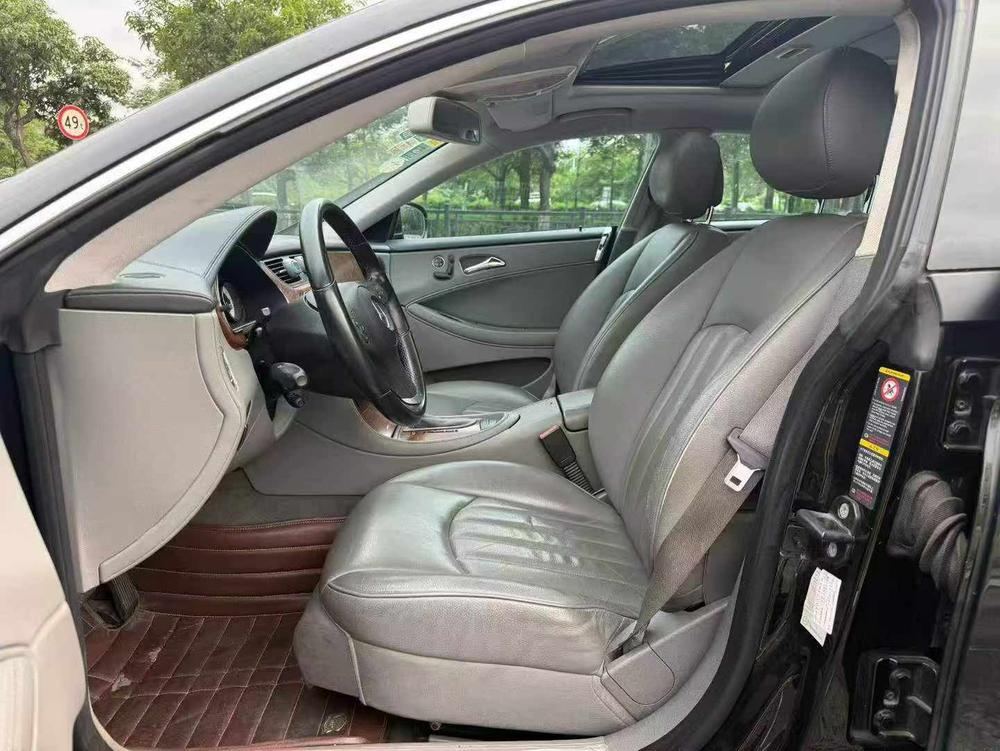 Mercedes-Benz Mercedes-Benz CLS