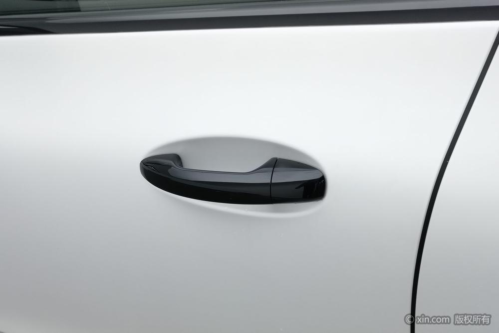 Mercedes-Benz Mercedes-Benz CLS