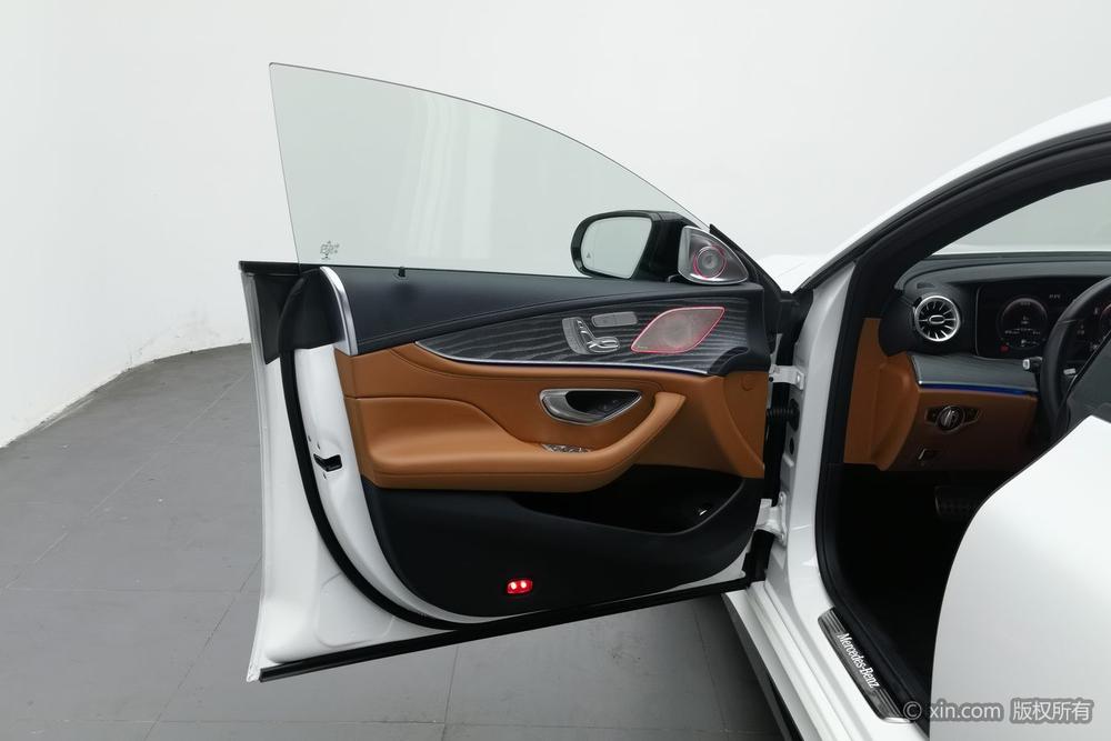 Mercedes-Benz Mercedes-Benz CLS