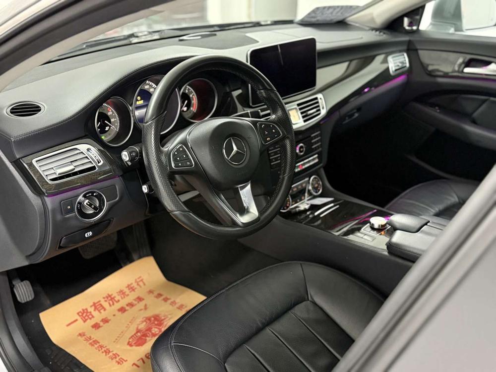 Mercedes-Benz Mercedes-Benz CLS