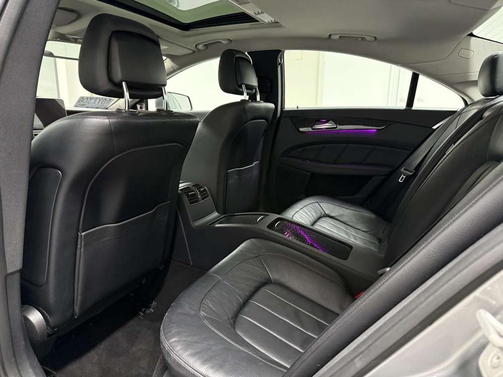Mercedes-Benz Mercedes-Benz CLS