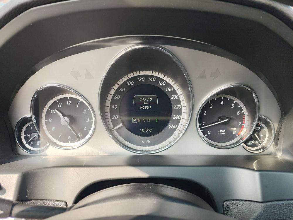 Mercedes-Benz Mercedes-Benz E-Class (Import)