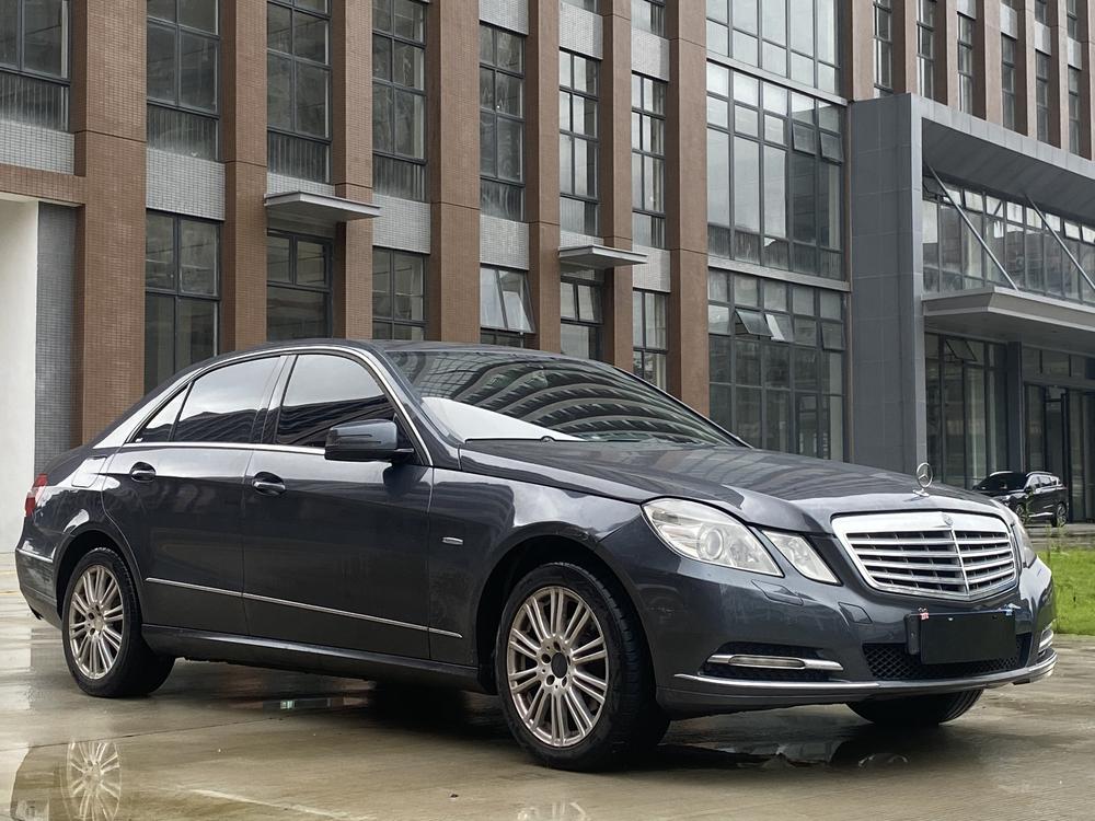 Mercedes-Benz Mercedes-Benz E-Class (Import)
