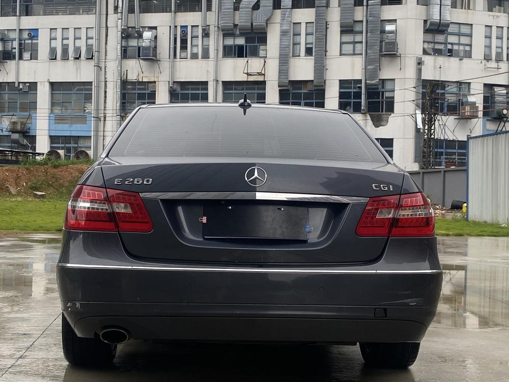 Mercedes-Benz Mercedes-Benz E-Class (Import)