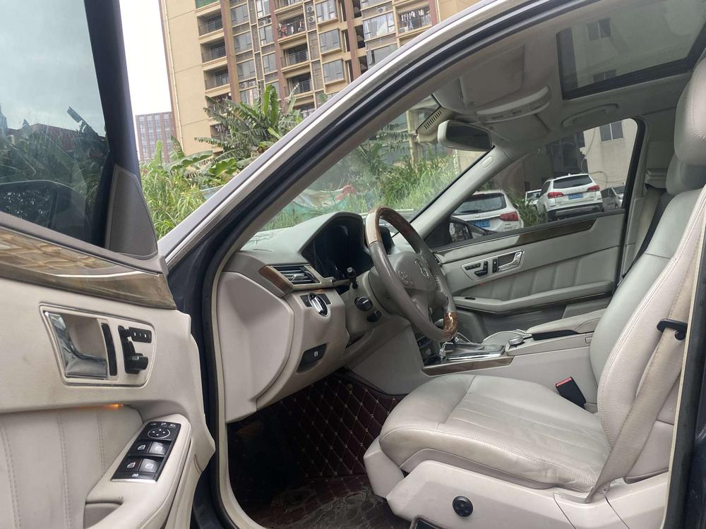Mercedes-Benz Mercedes-Benz E-Class (Import)