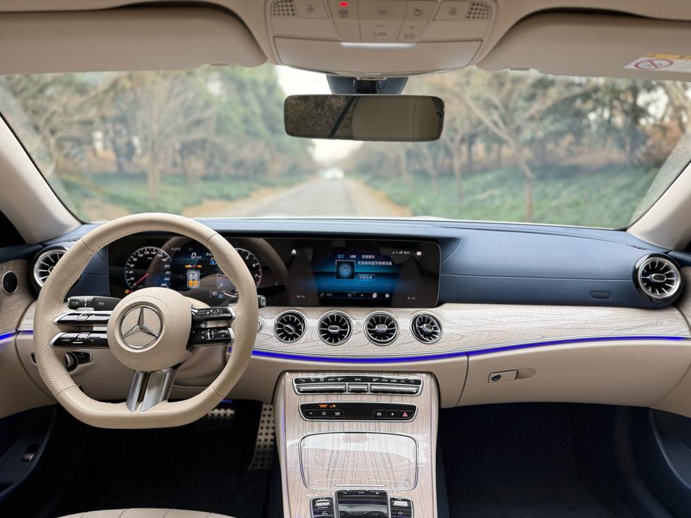 Mercedes-Benz Mercedes-Benz E-Class (Import)