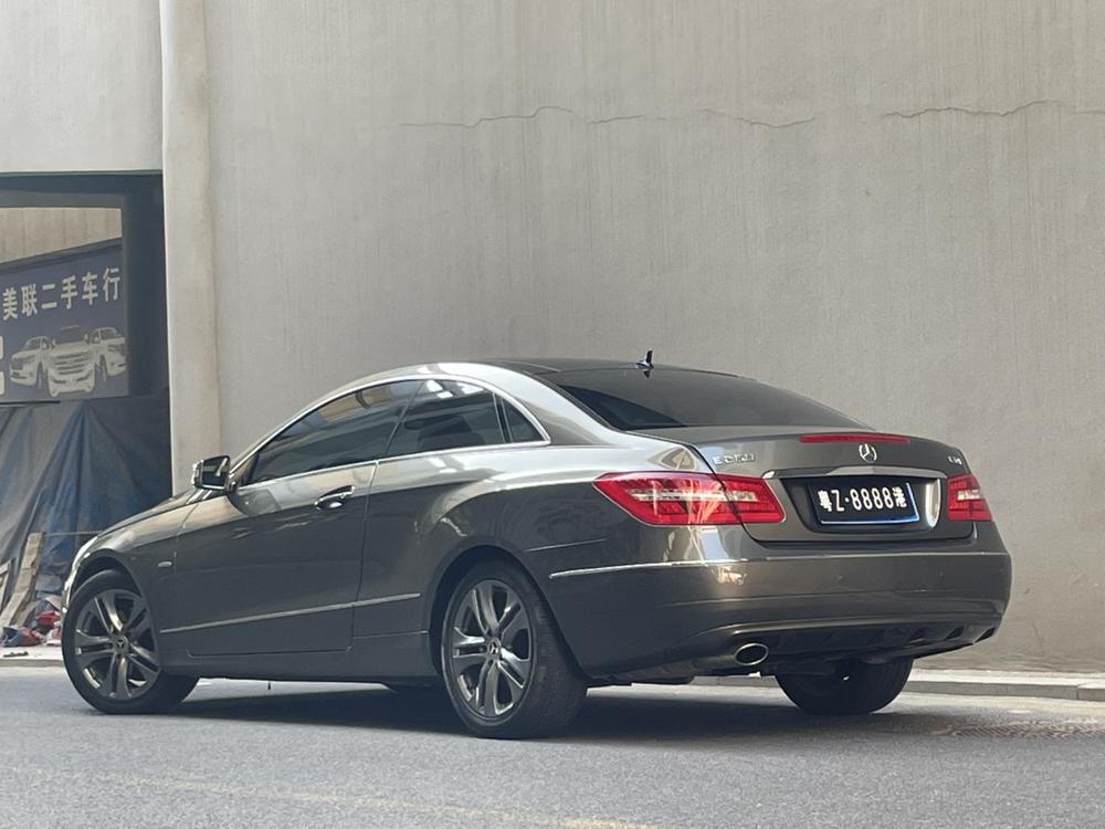 Mercedes-Benz Mercedes-Benz E-Class (Import)