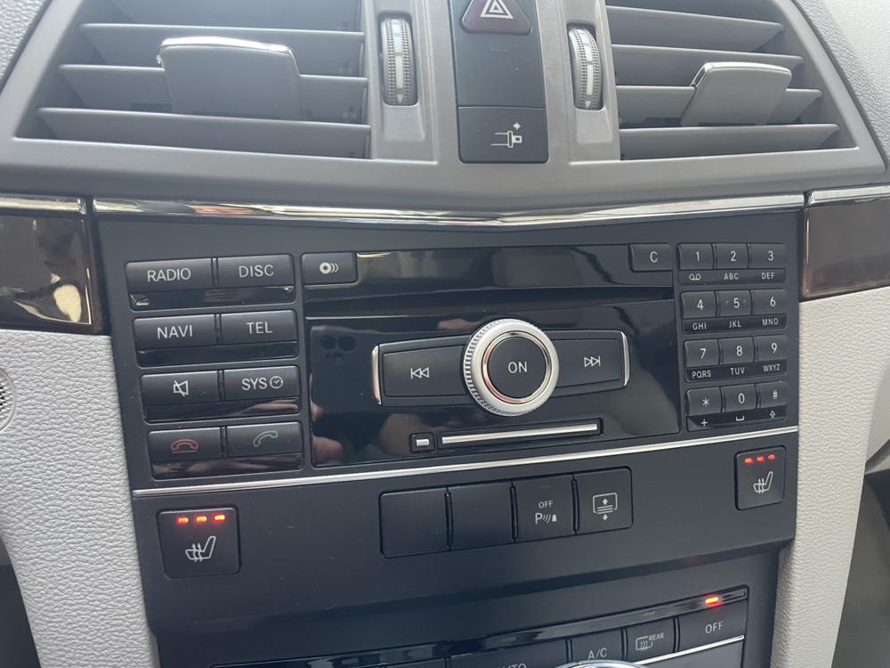 Mercedes-Benz Mercedes-Benz E-Class (Import)
