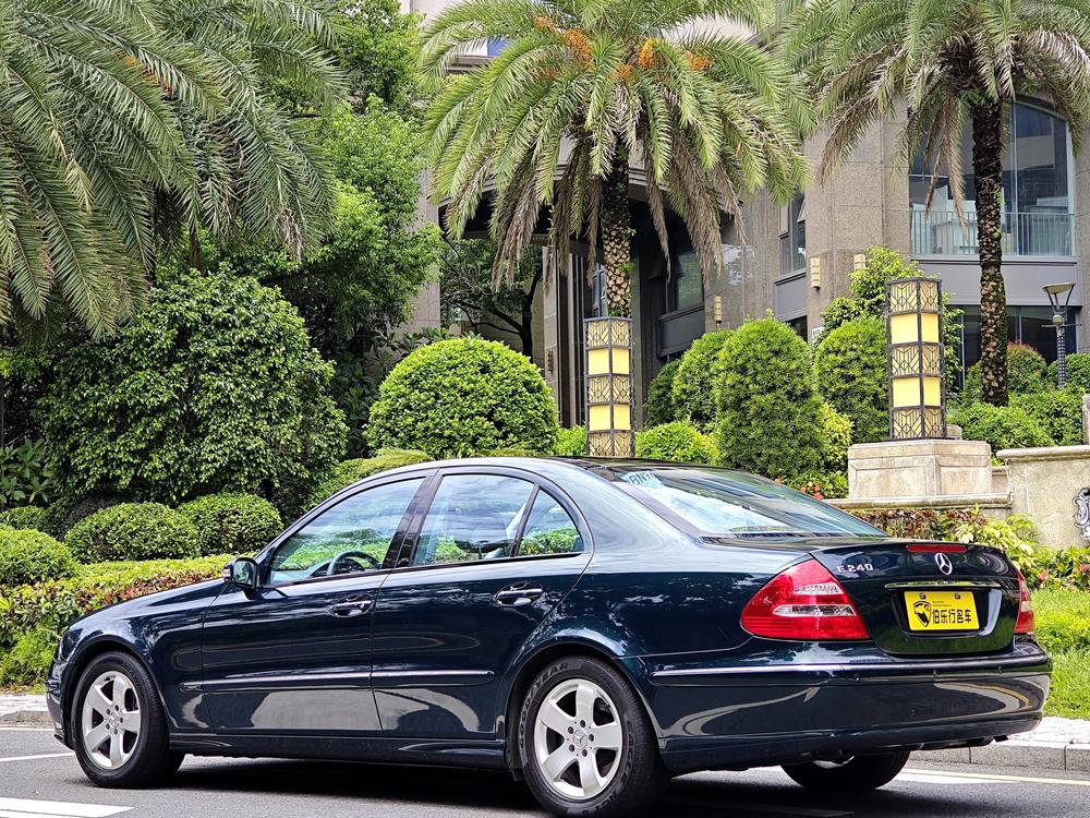 Mercedes-Benz Mercedes-Benz E-Class (Import)
