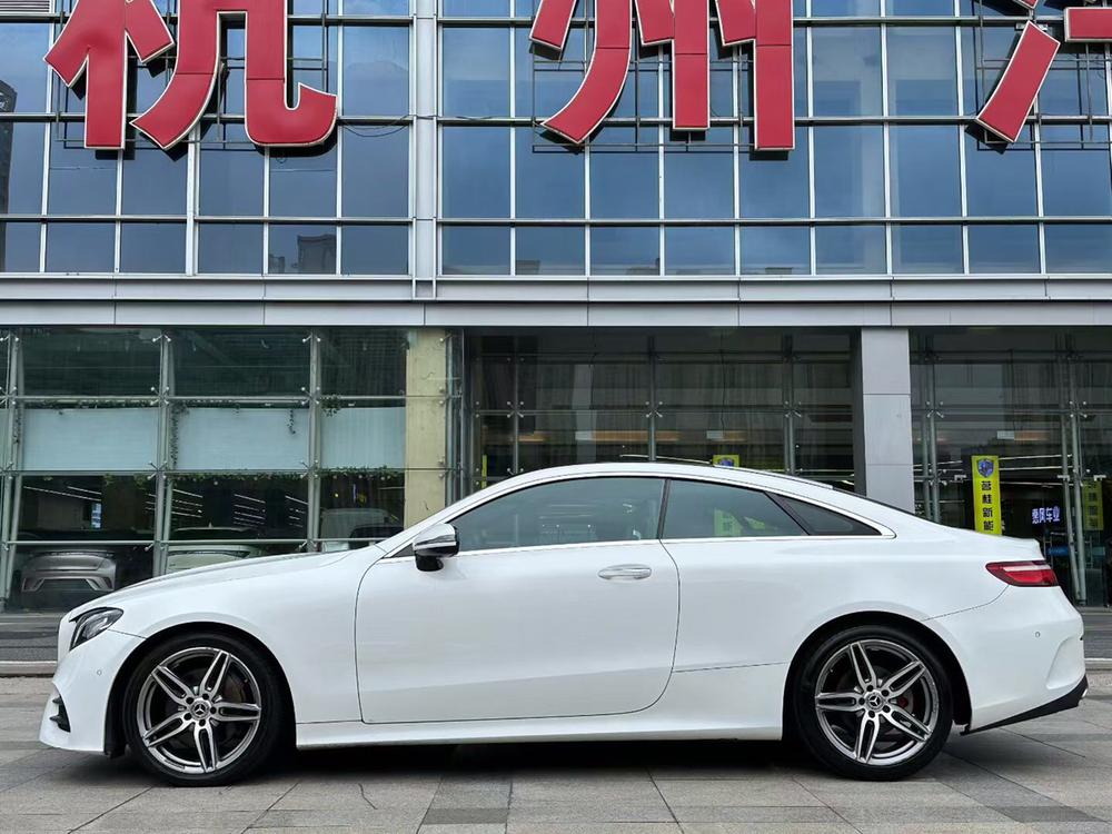 Mercedes-Benz Mercedes-Benz E-Class (Import)