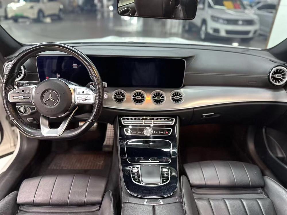 Mercedes-Benz Mercedes-Benz E-Class (Import)