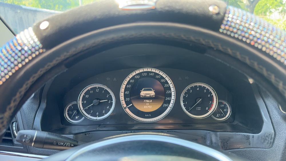 Mercedes-Benz Mercedes-Benz E-Class (Import)