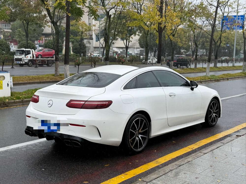 Mercedes-Benz Mercedes-Benz E-Class (Import)