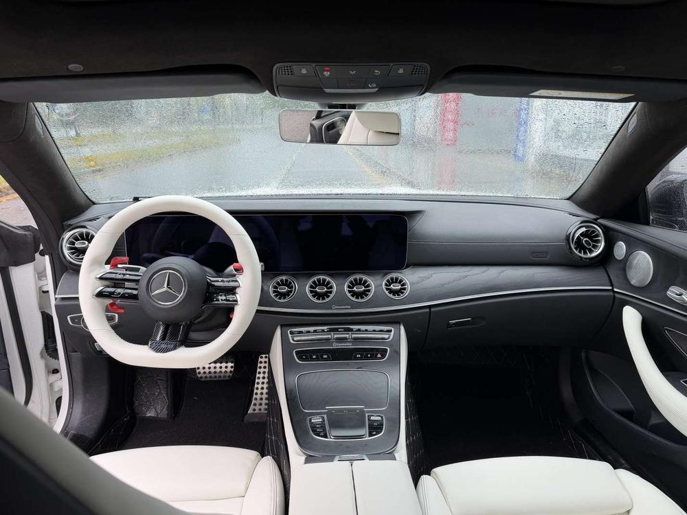 Mercedes-Benz Mercedes-Benz E-Class (Import)