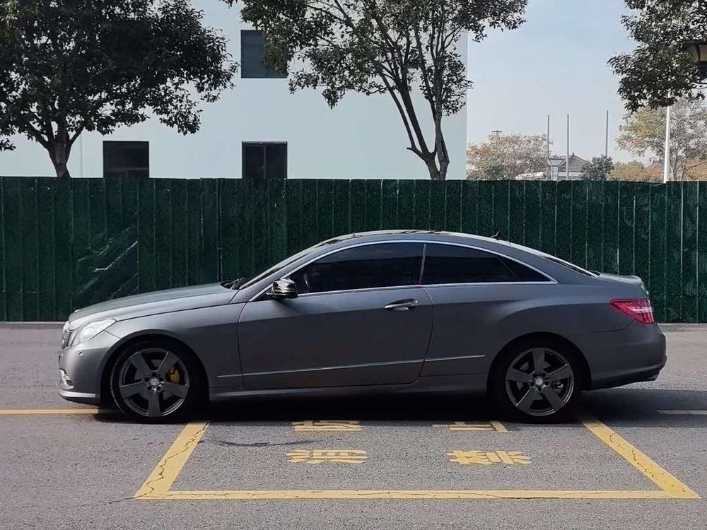 Mercedes-Benz Mercedes-Benz E-Class (Import)