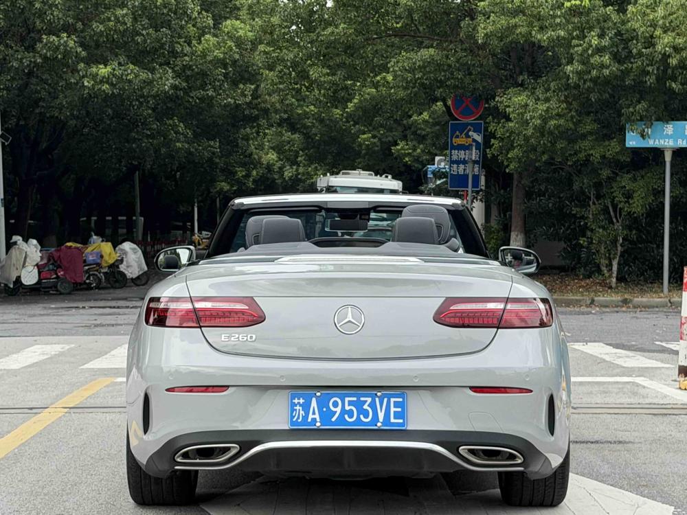 Mercedes-Benz Mercedes-Benz E-Class (Import)