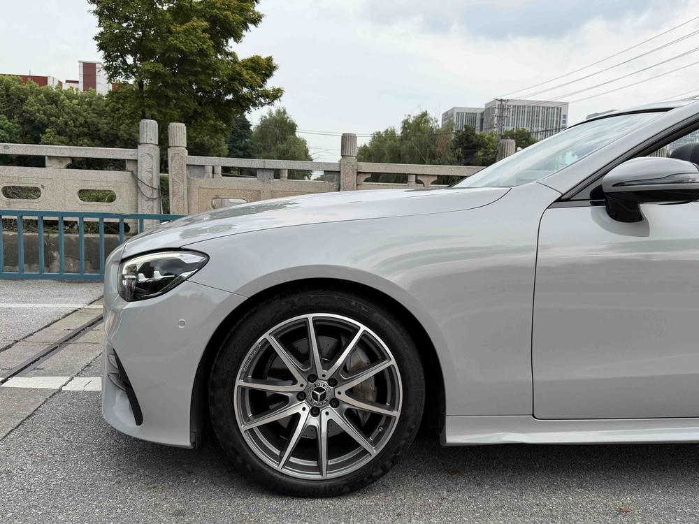 Mercedes-Benz Mercedes-Benz E-Class (Import)