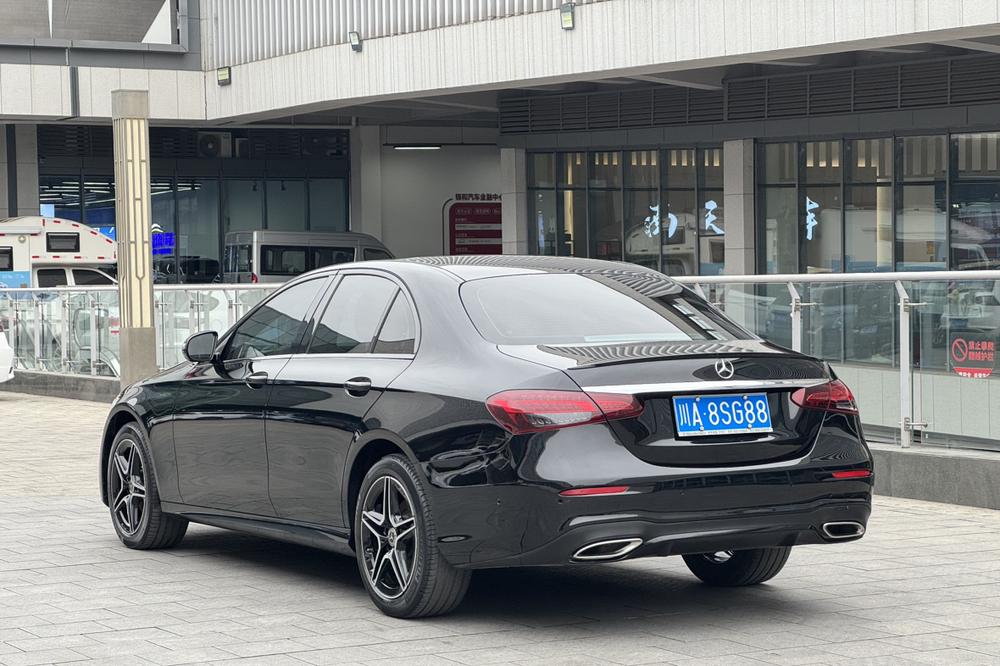 Mercedes-Benz Mercedes-Benz E-Class (Import)