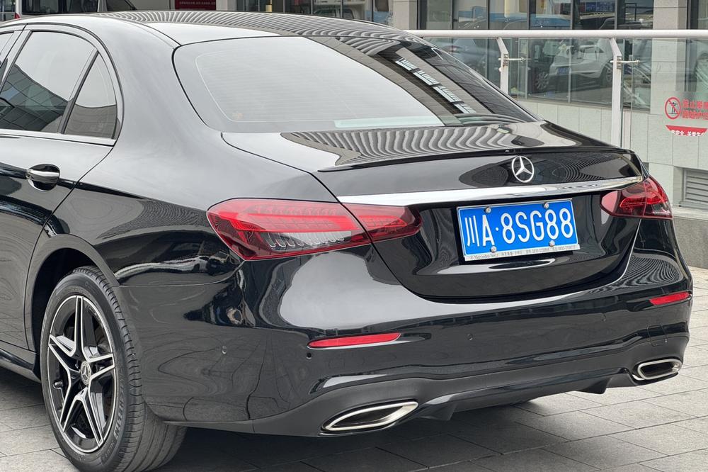 Mercedes-Benz Mercedes-Benz E-Class (Import)