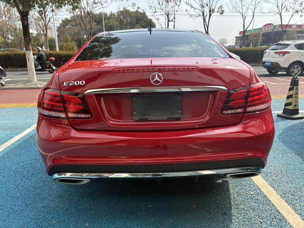 Mercedes-Benz Mercedes-Benz E-Class (Import)