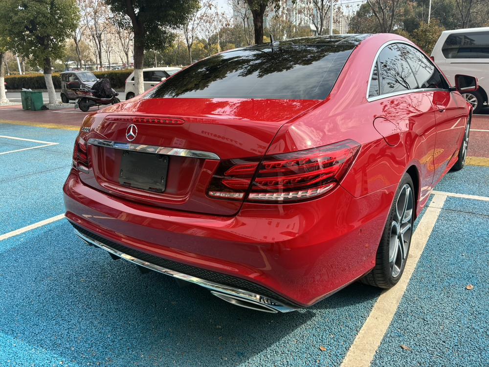 Mercedes-Benz Mercedes-Benz E-Class (Import)