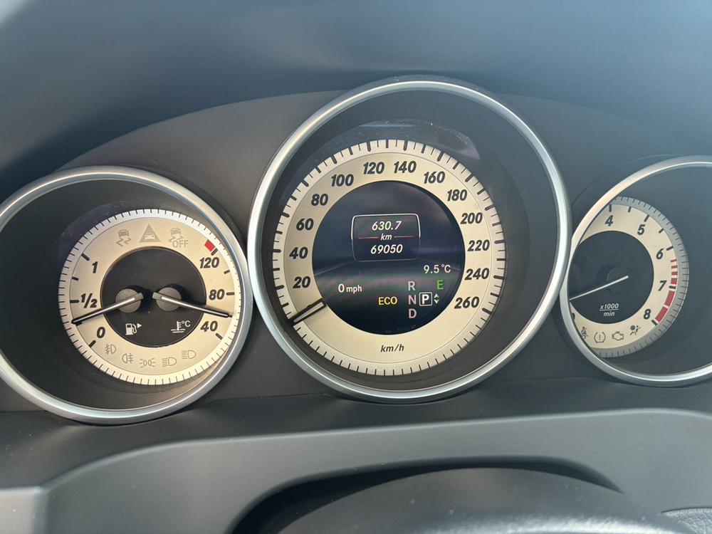 Mercedes-Benz Mercedes-Benz E-Class (Import)