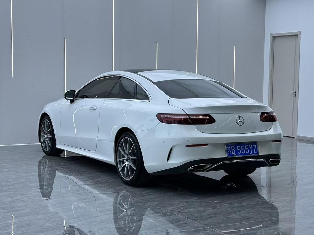 Mercedes-Benz Mercedes-Benz E-Class (Import)