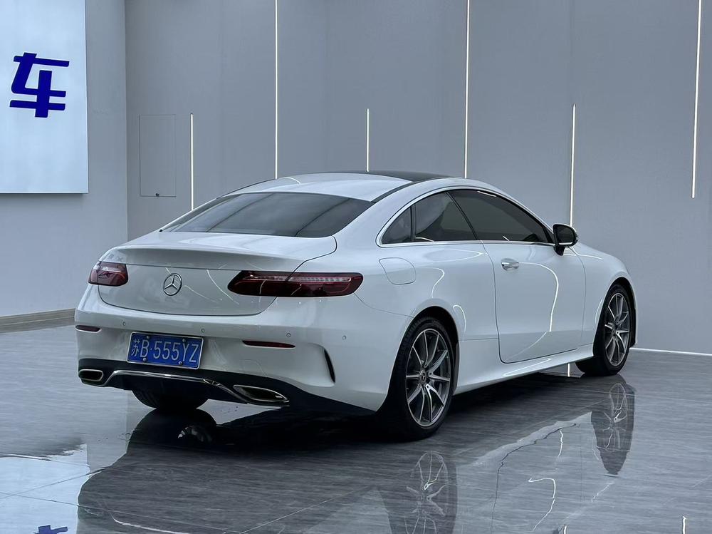 Mercedes-Benz Mercedes-Benz E-Class (Import)
