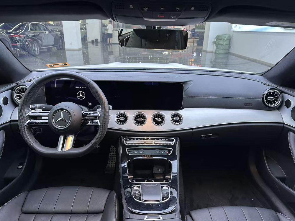 Mercedes-Benz Mercedes-Benz E-Class (Import)