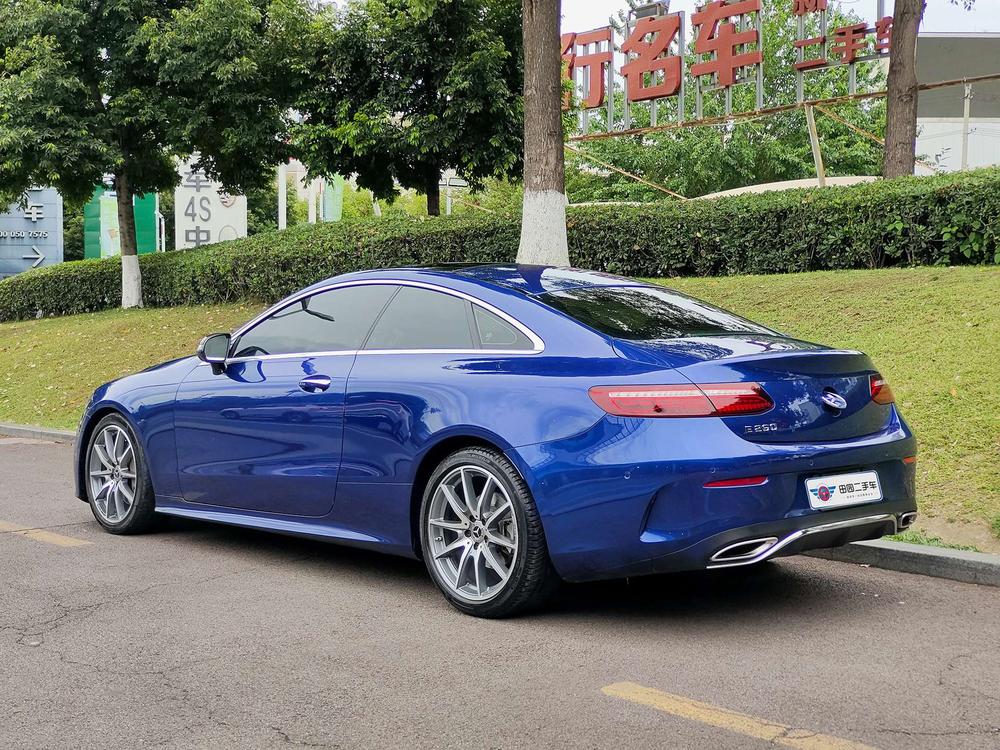 Mercedes-Benz Mercedes-Benz E-Class (Import)
