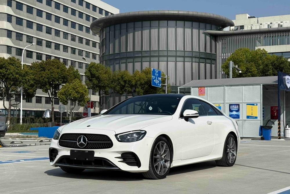 Mercedes-Benz Mercedes-Benz E-Class (Import)