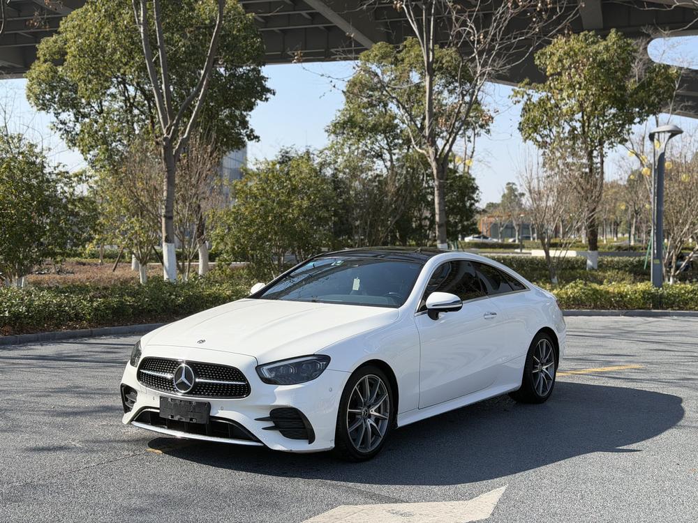 Mercedes-Benz Mercedes-Benz E-Class (Import)