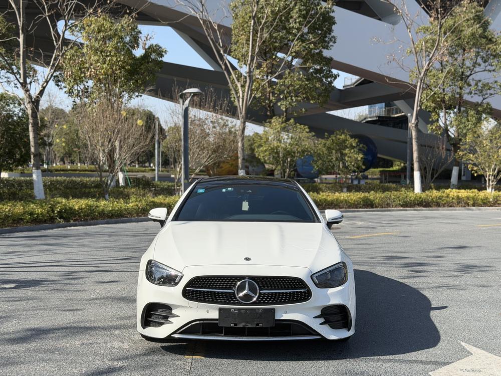 Mercedes-Benz Mercedes-Benz E-Class (Import)