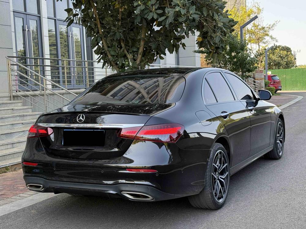 Mercedes-Benz Mercedes-Benz E-Class (Import)