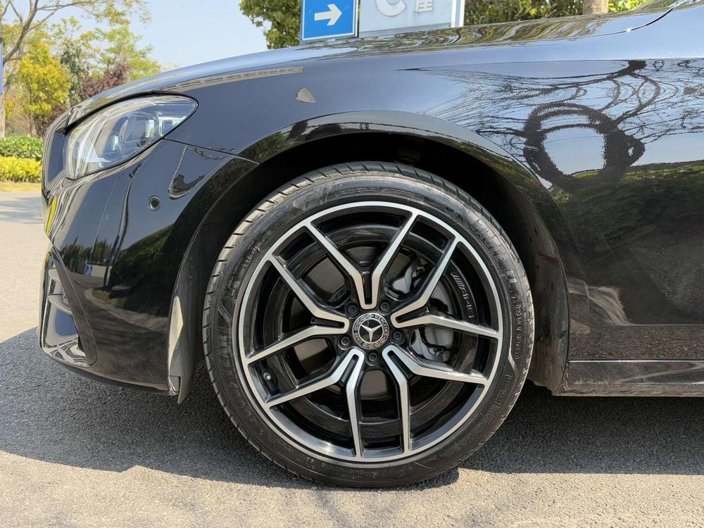 Mercedes-Benz Mercedes-Benz E-Class (Import)