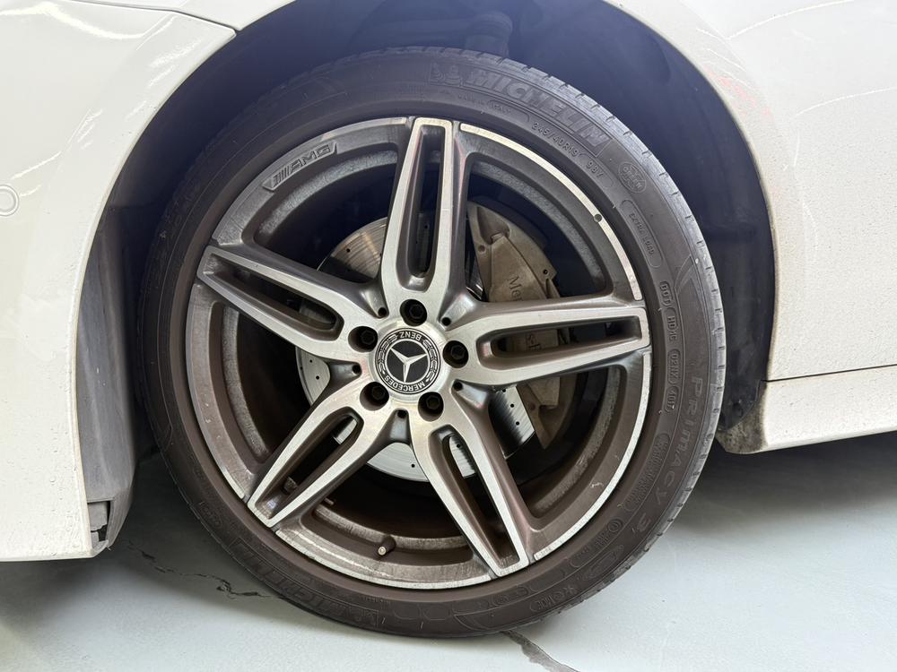 Mercedes-Benz Mercedes-Benz E-Class (Import)