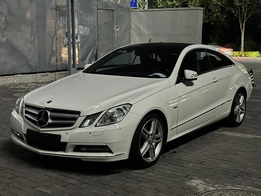 Mercedes-Benz Mercedes-Benz E-Class (Import)