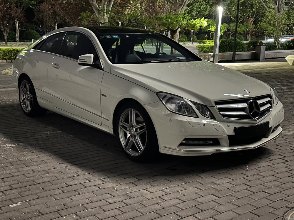 Mercedes-Benz Mercedes-Benz E-Class (Import)