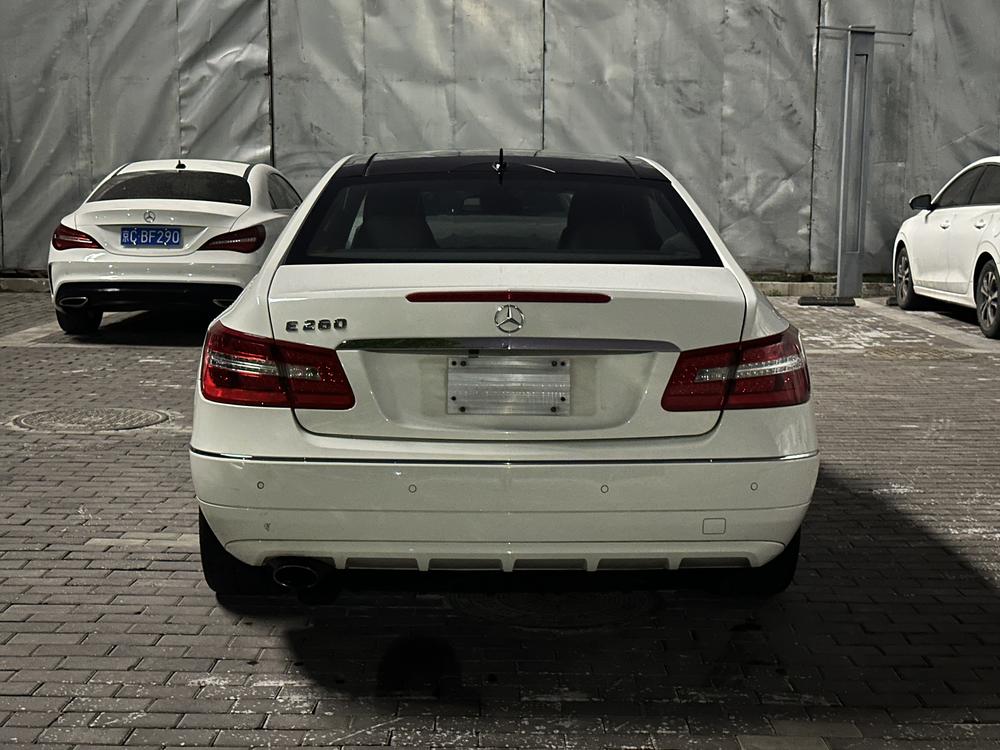 Mercedes-Benz Mercedes-Benz E-Class (Import)
