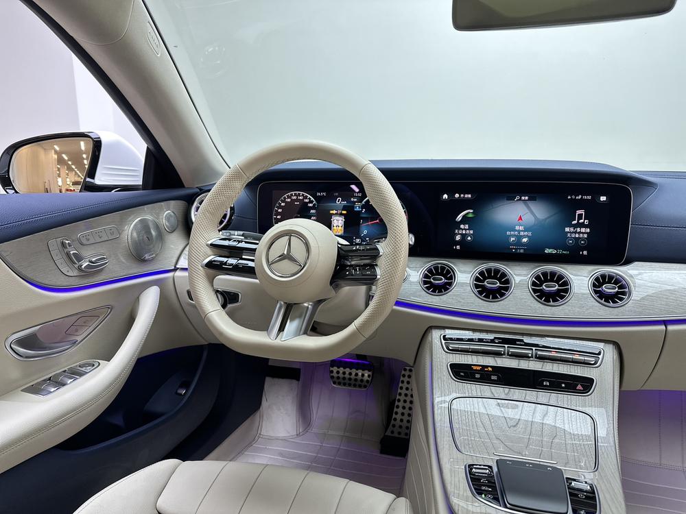 Mercedes-Benz Mercedes-Benz E-Class (Import)